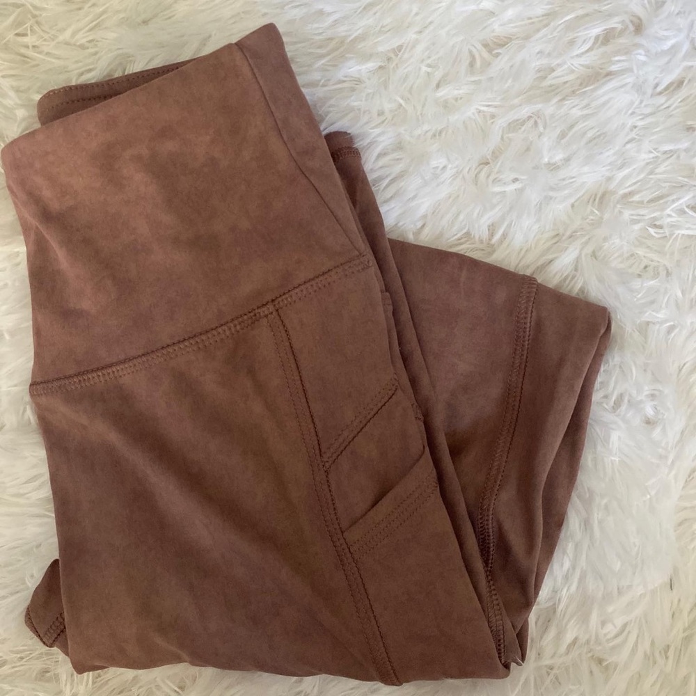 Leggings with Pockets on the side